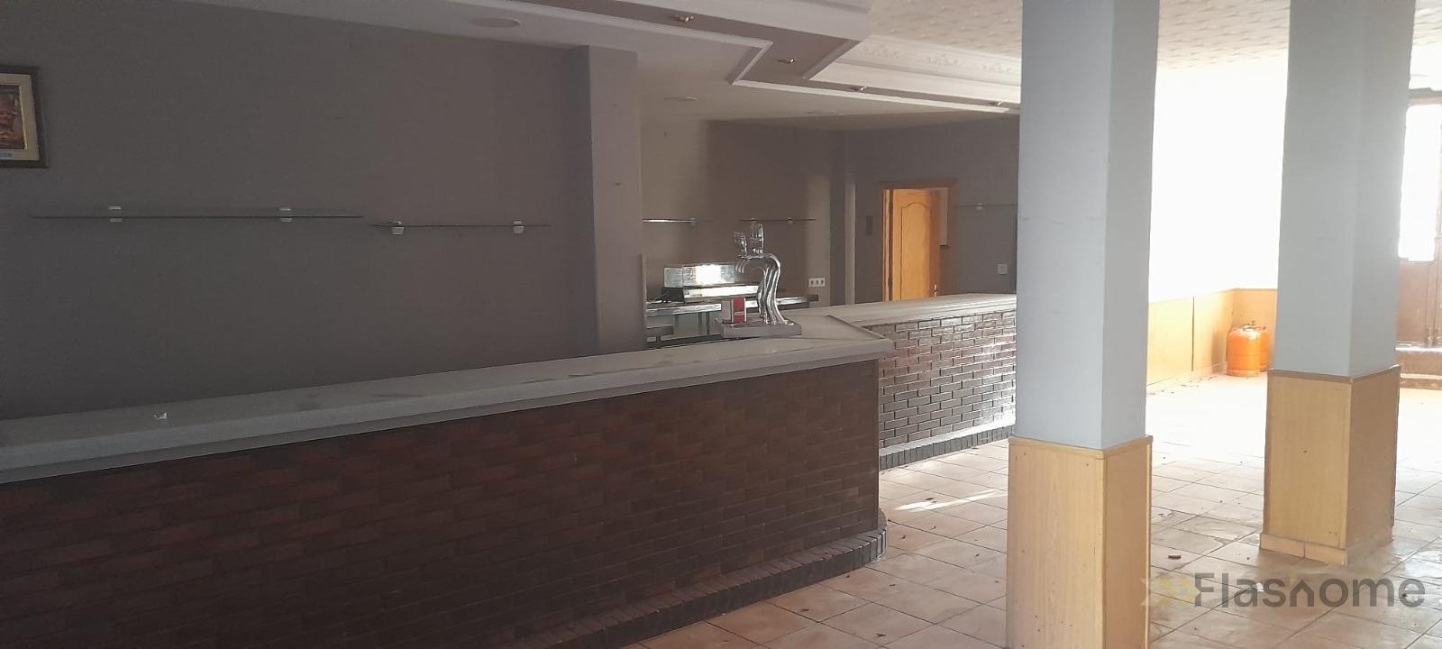 For sale of commercial in Don Benito