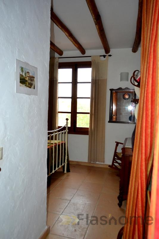 For sale of chalet in Badajoz