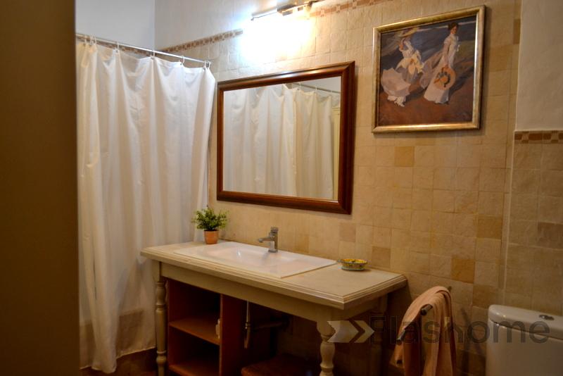 For sale of chalet in Badajoz