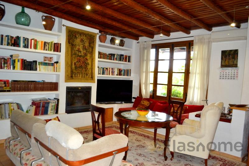For sale of chalet in Badajoz