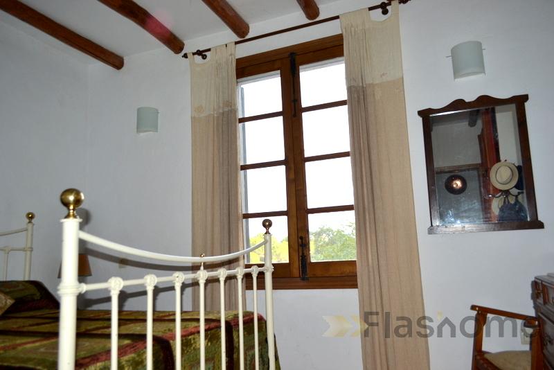 For sale of chalet in Badajoz