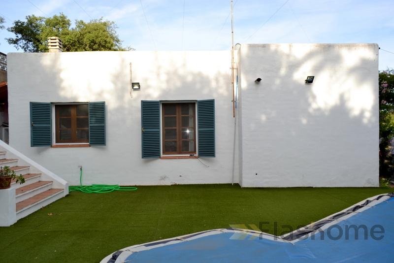 For sale of chalet in Badajoz