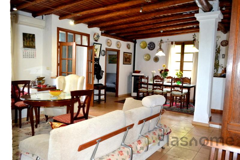For sale of chalet in Badajoz