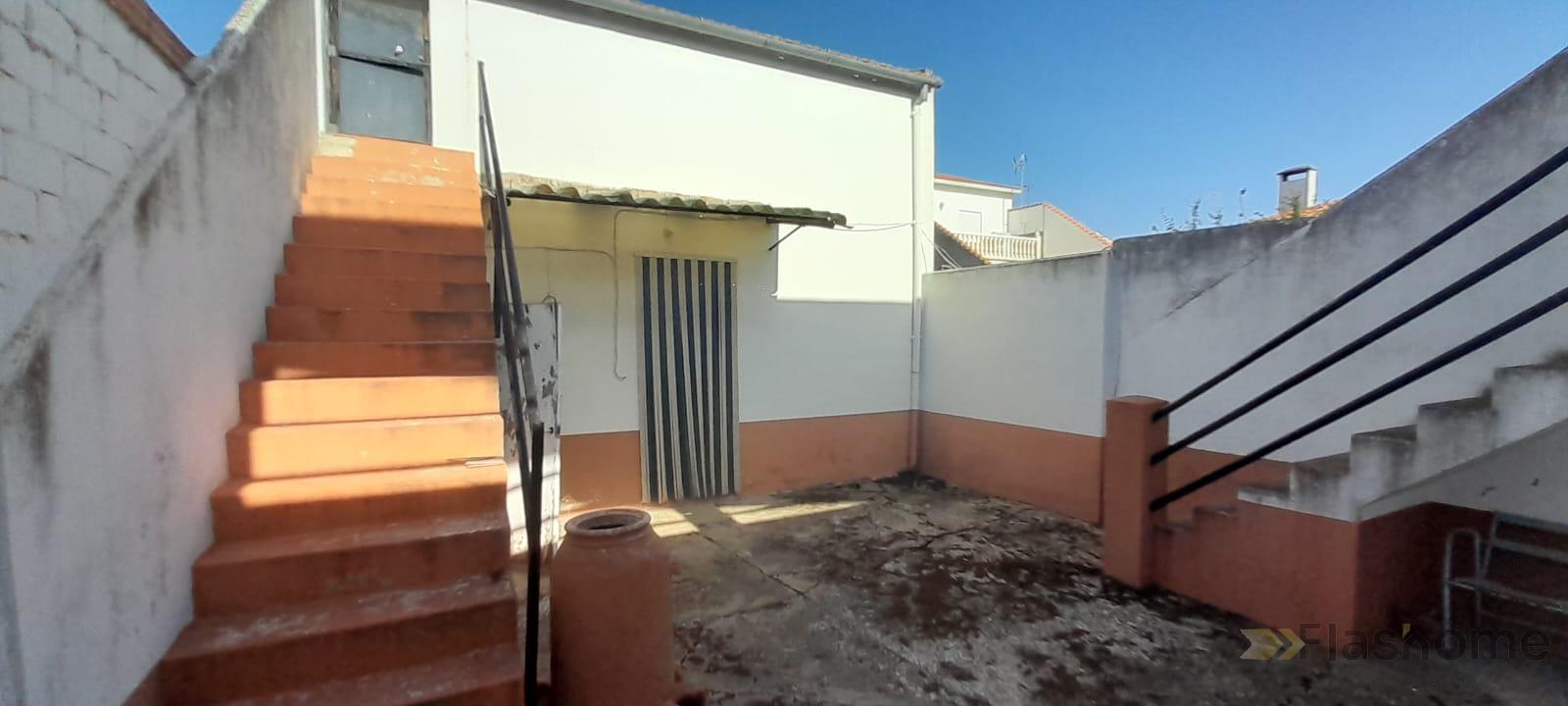 For sale of house in Don Benito