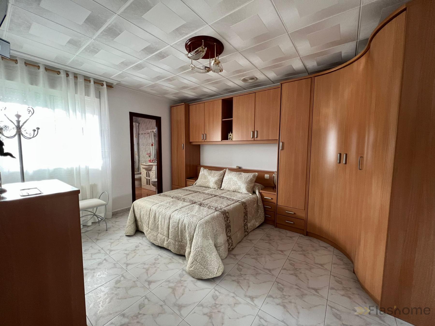 For sale of flat in Santa Amalia