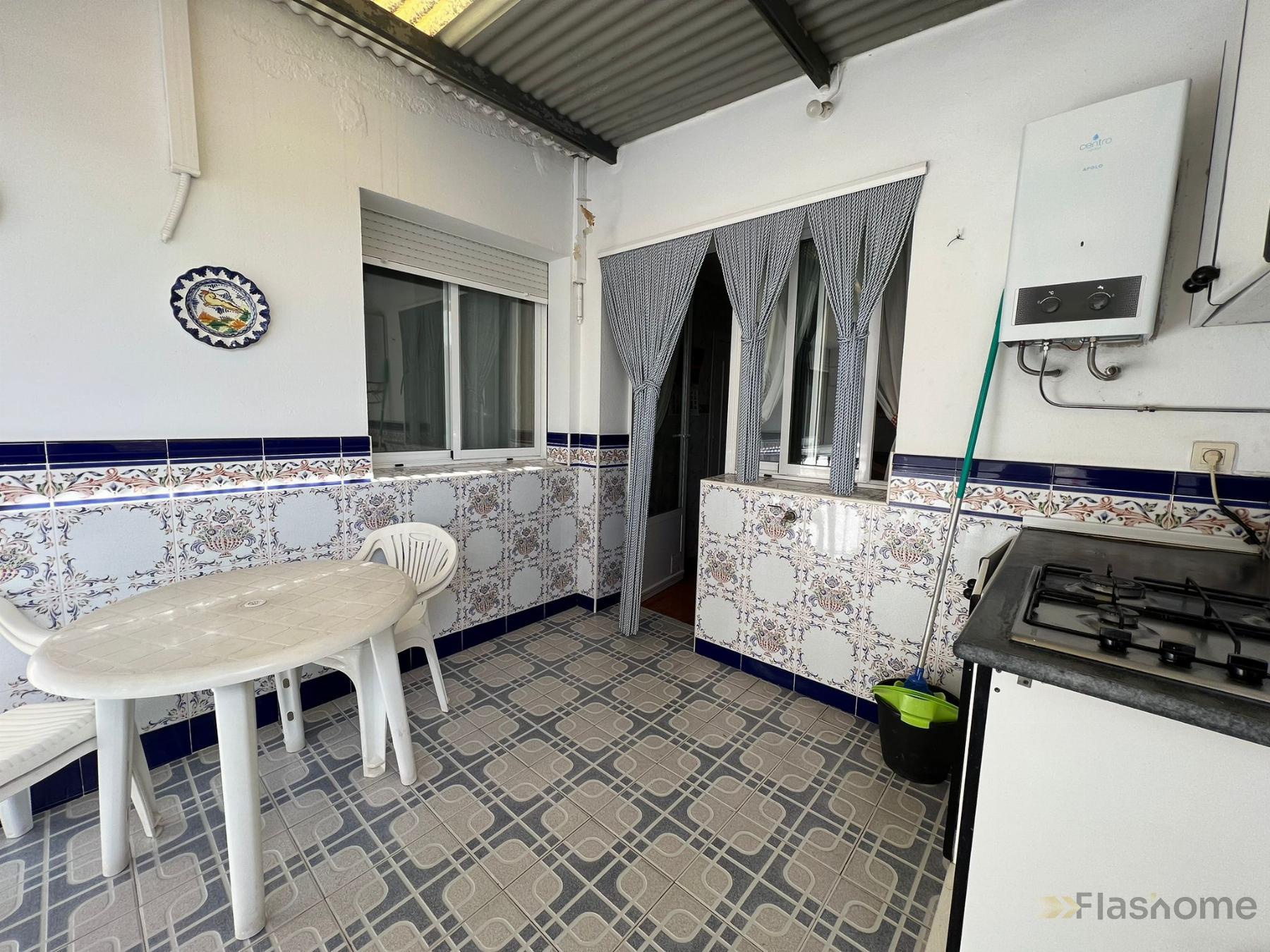 For sale of flat in Santa Amalia