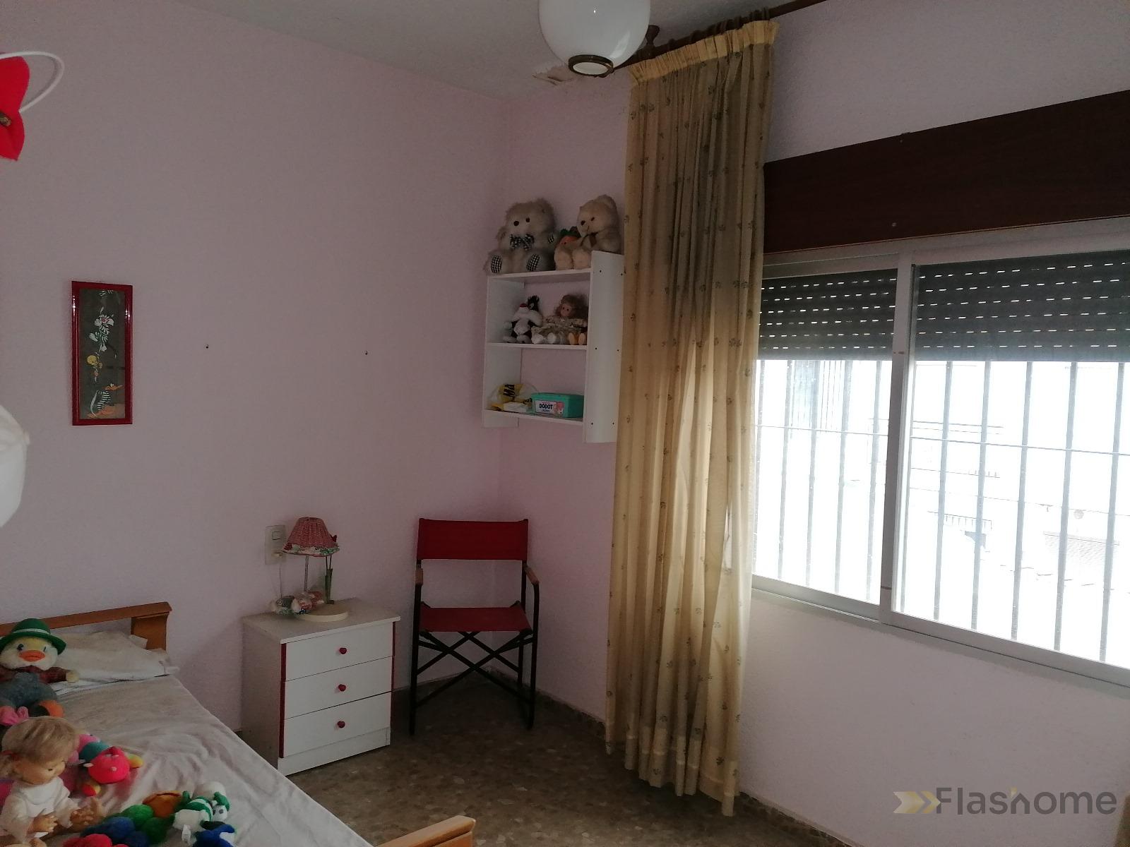 Venta de casa en Las Gabias