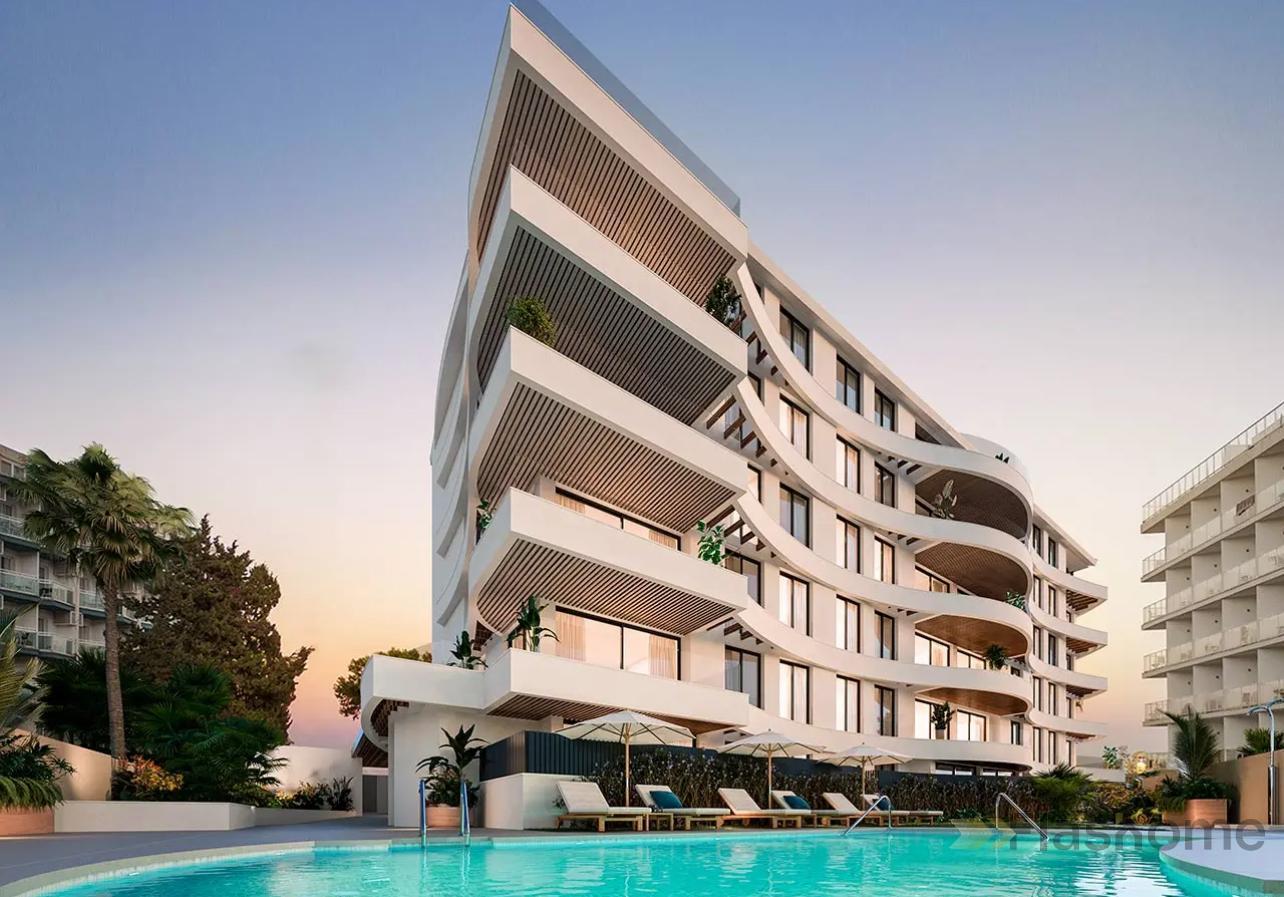 For sale of apartment in Benalmádena