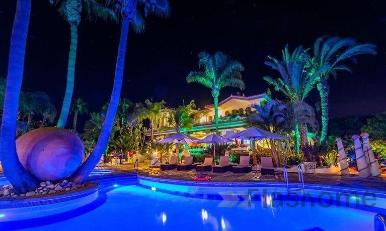 For sale of chalet in Alhaurín el Grande