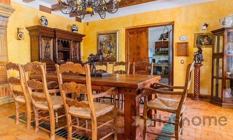 For sale of chalet in Alhaurín el Grande