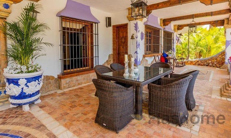 For sale of chalet in Alhaurín el Grande