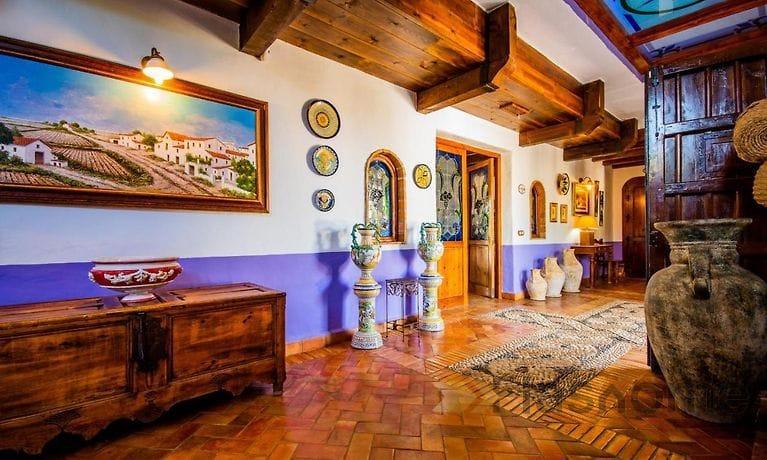 For sale of chalet in Alhaurín el Grande