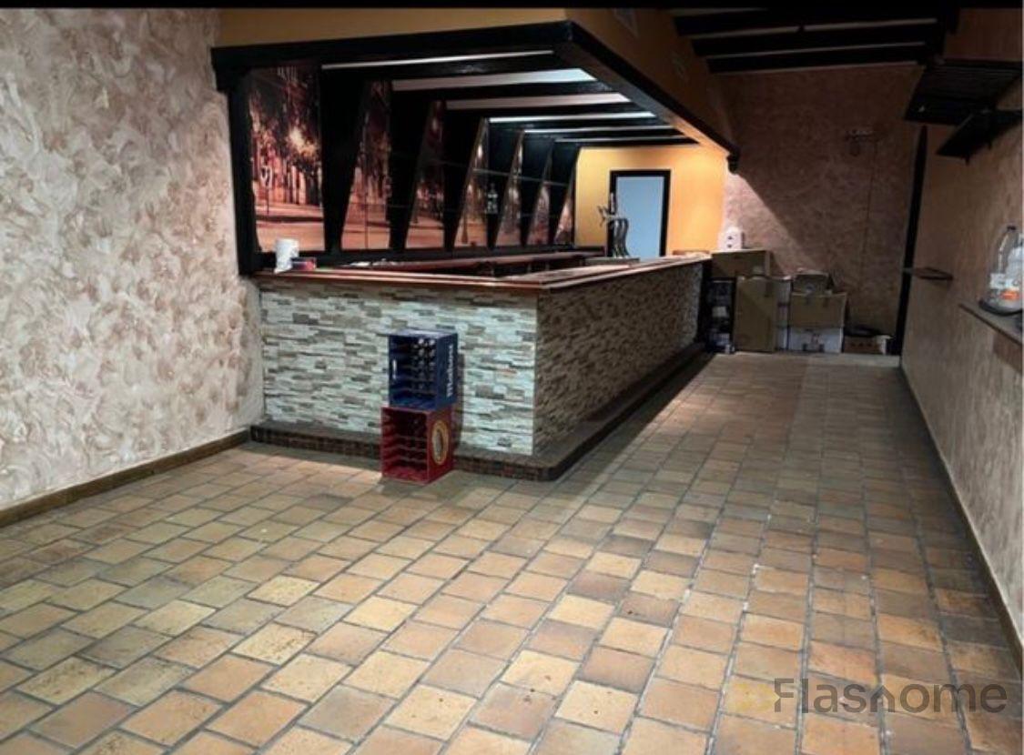For sale of commercial in Don Benito