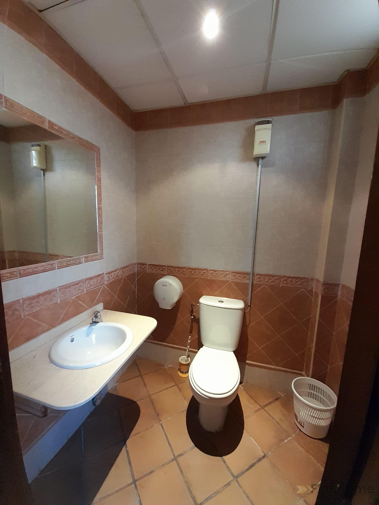 For sale of commercial in Don Benito