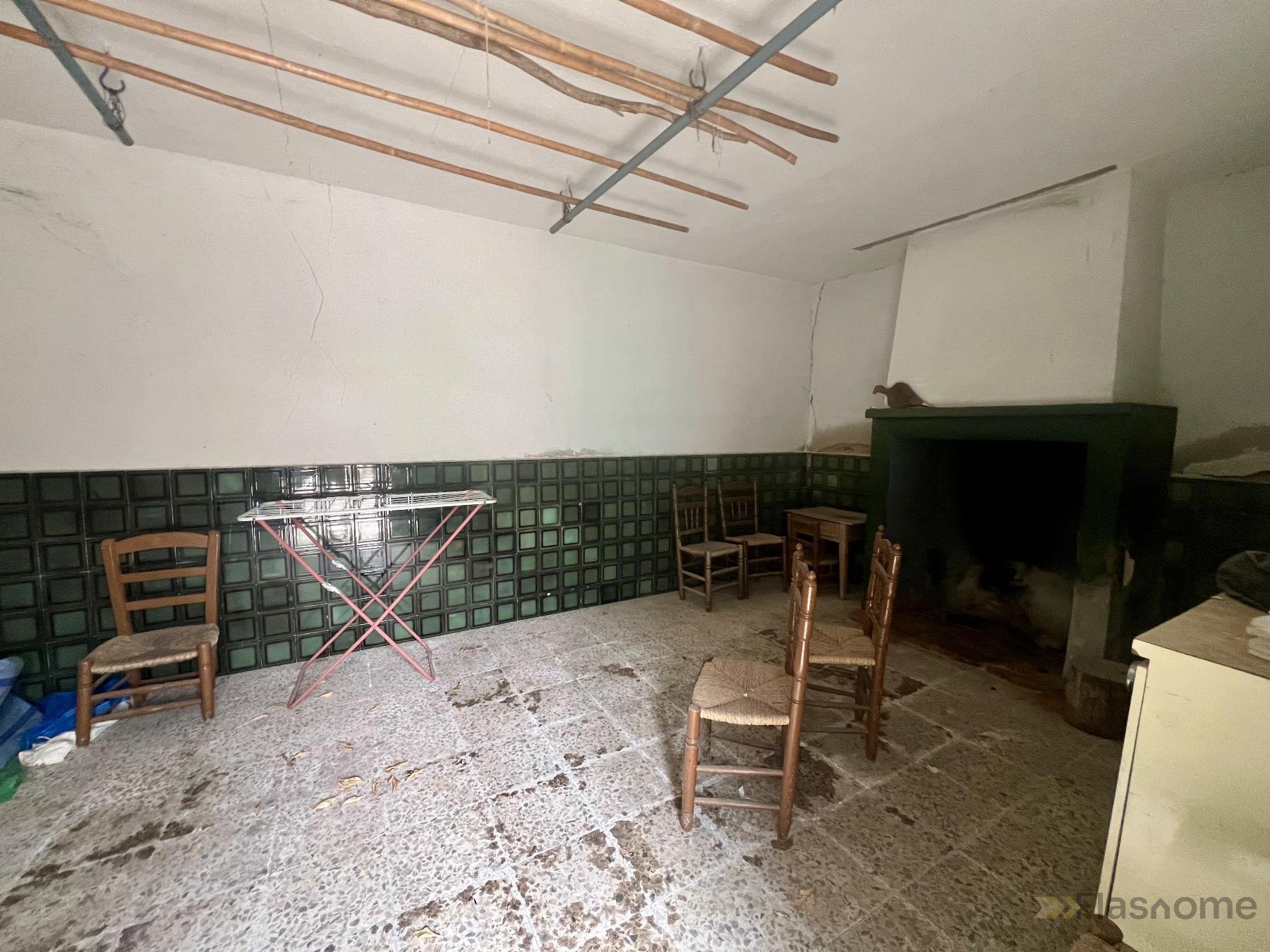 For sale of house in Santa Amalia