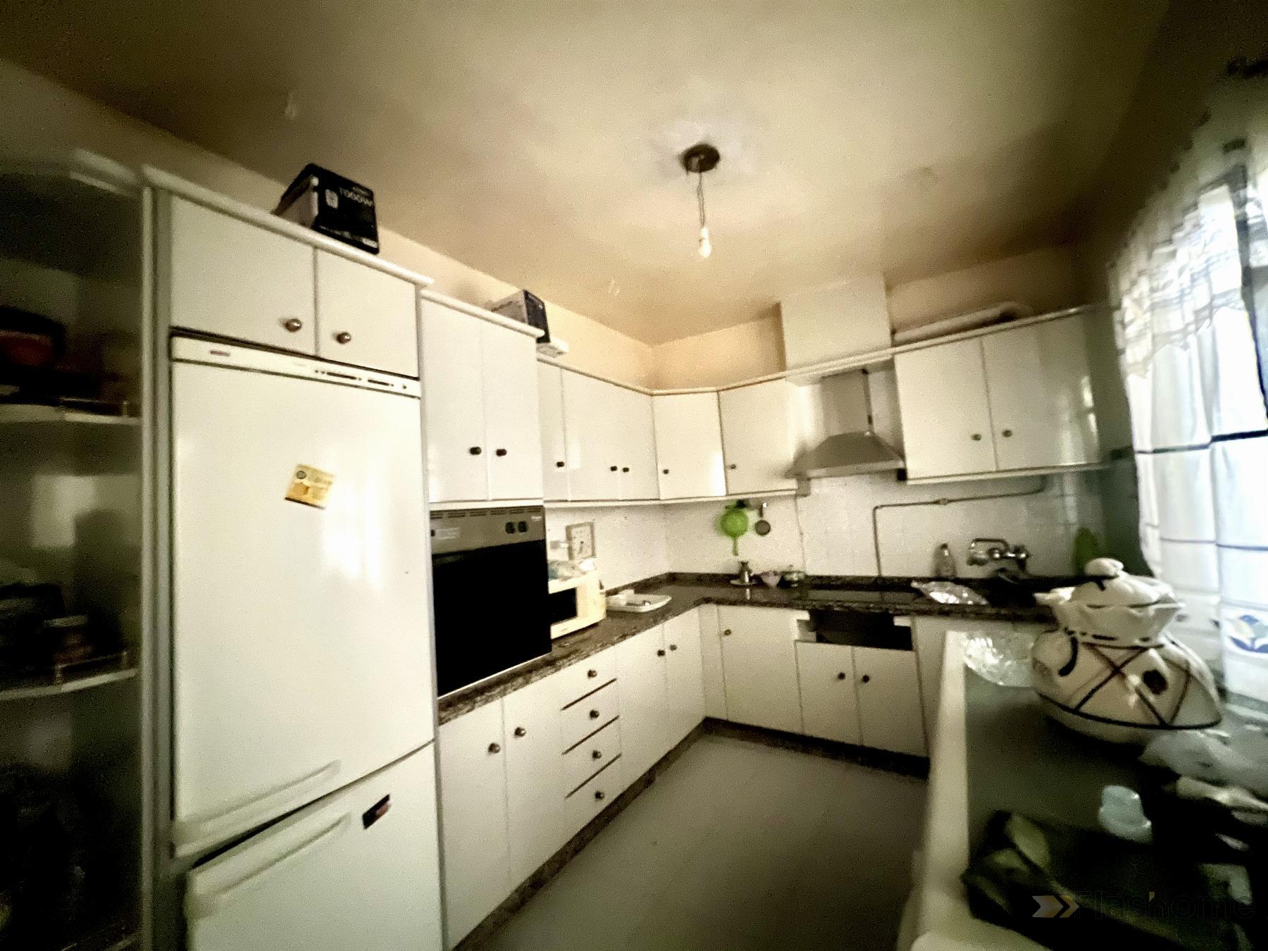 For sale of house in Santa Amalia
