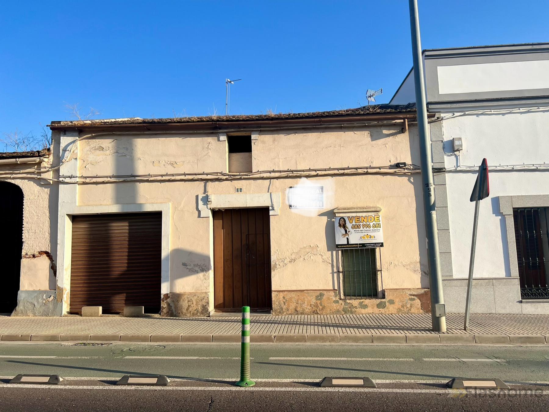 For sale of house in Don Benito