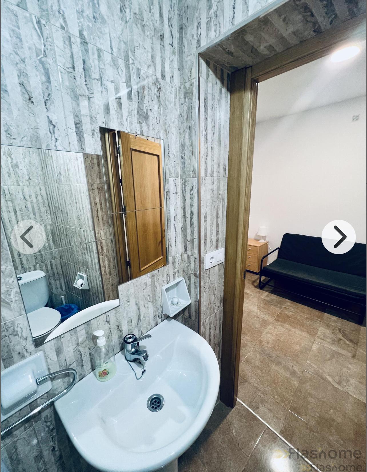 For rent of commercial in Badajoz