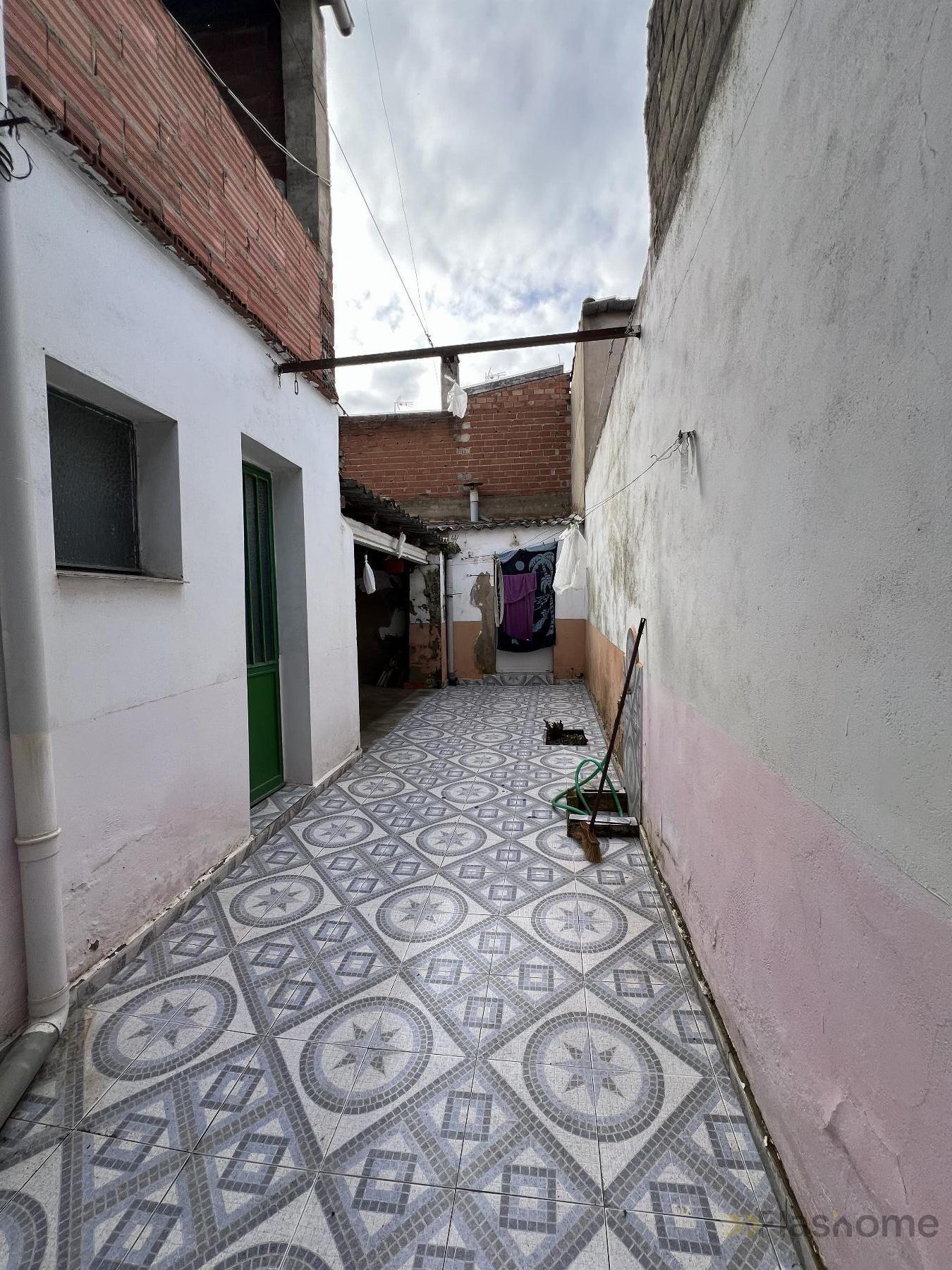 For sale of house in Medellín
