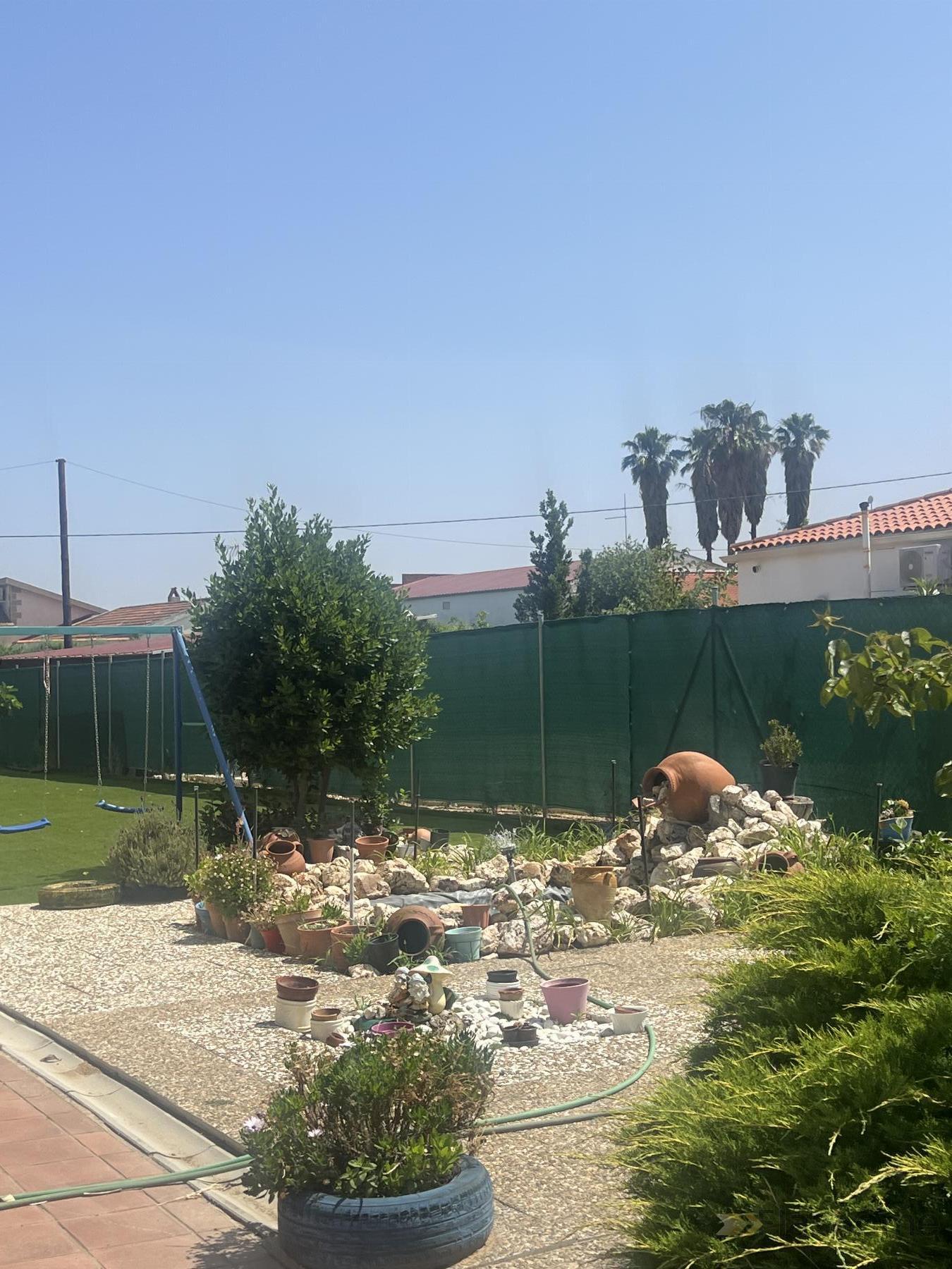 For sale of chalet in Don Benito