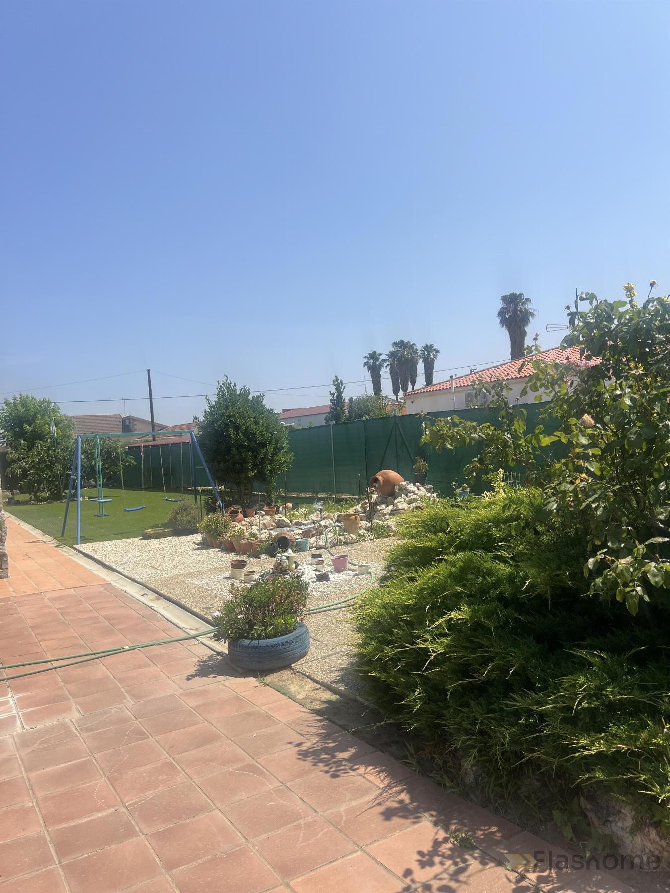 For sale of chalet in Don Benito