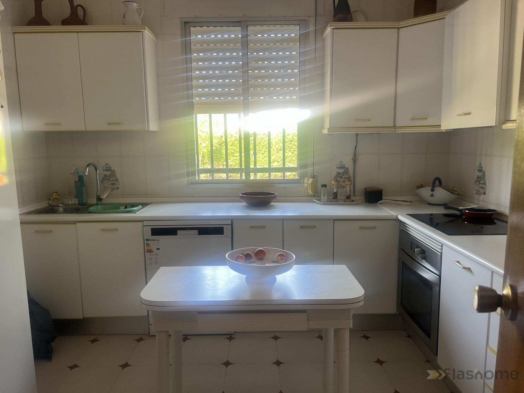 For sale of chalet in Don Benito
