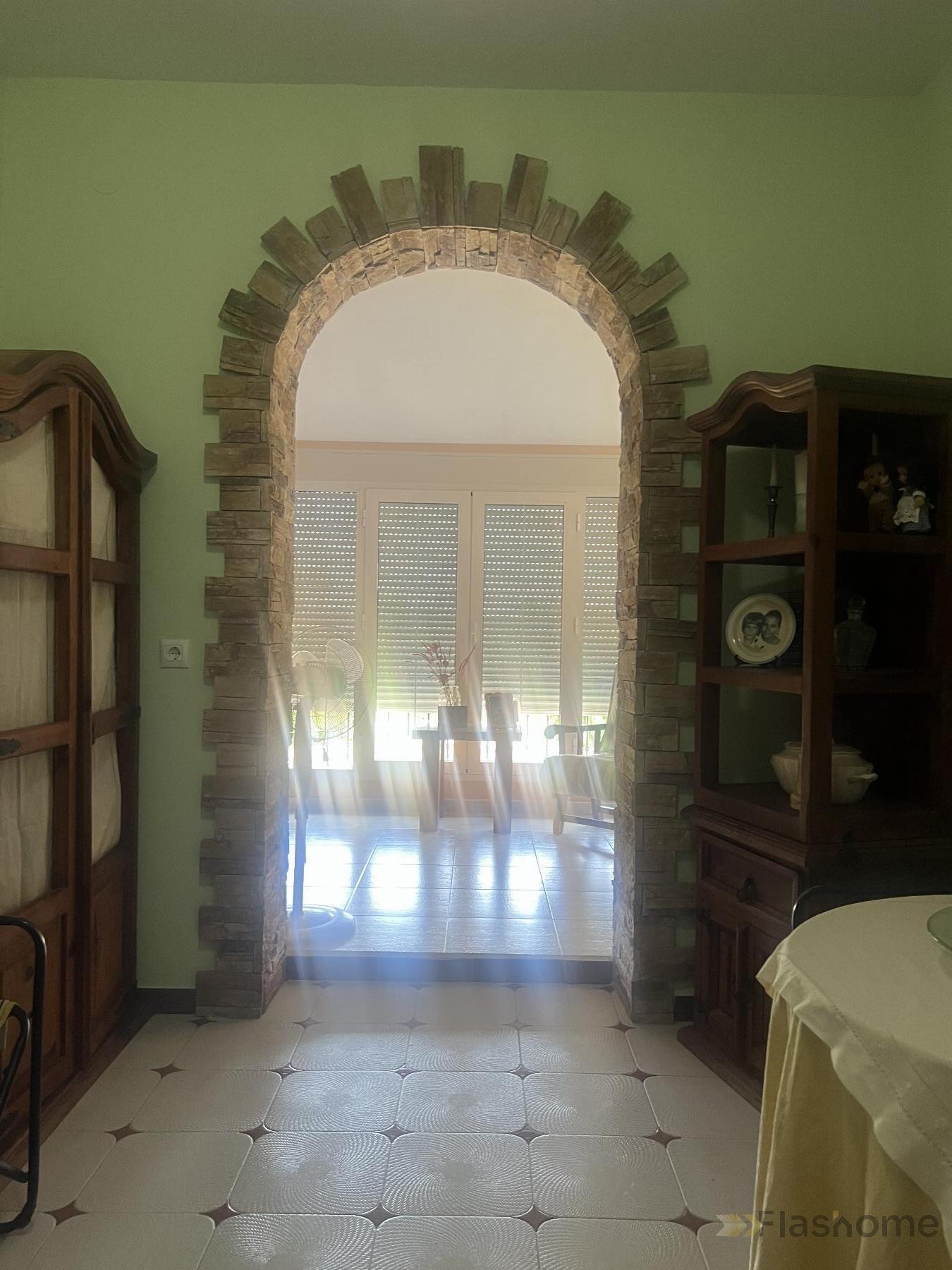 For sale of chalet in Don Benito