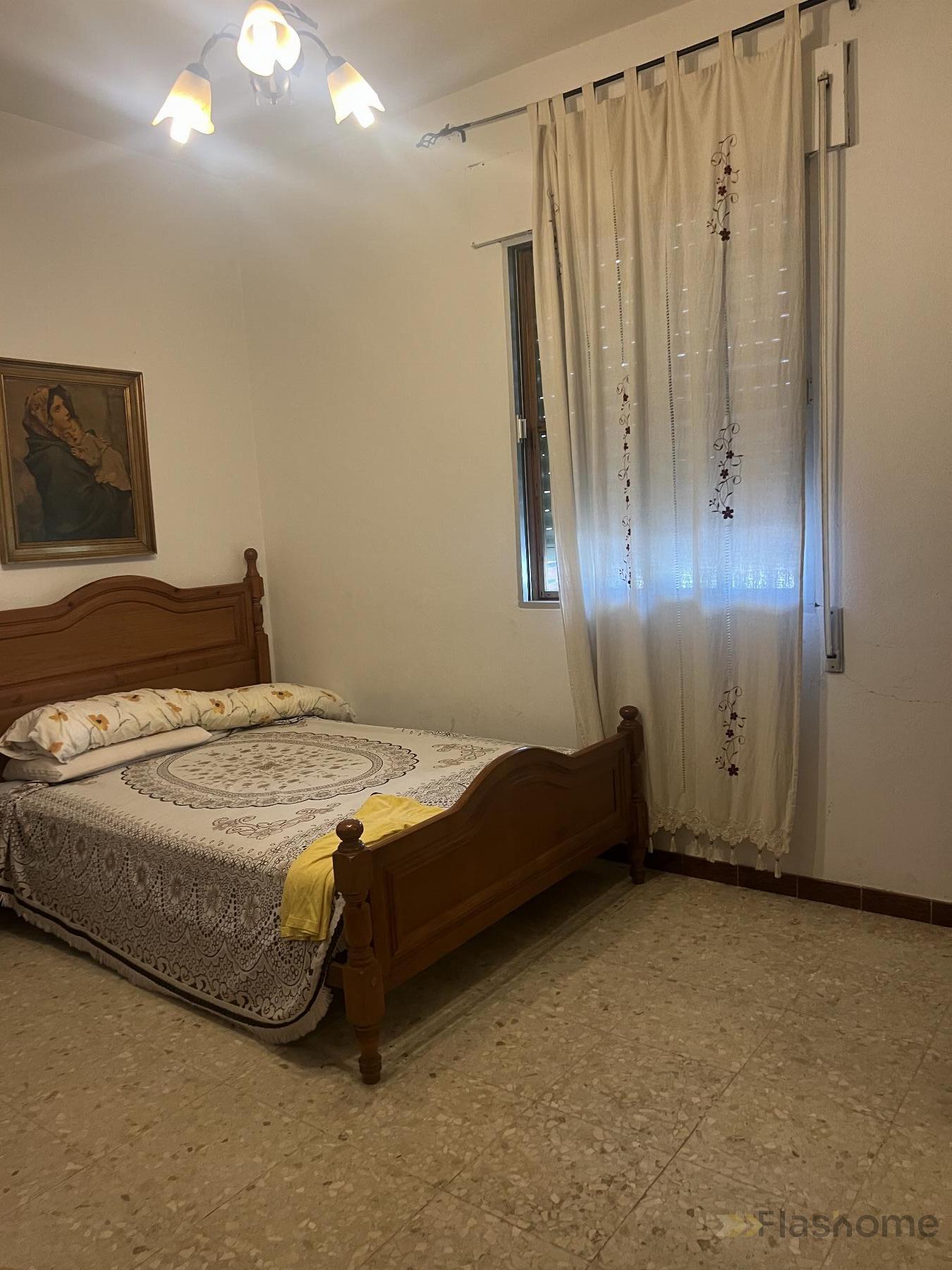 For sale of chalet in Don Benito