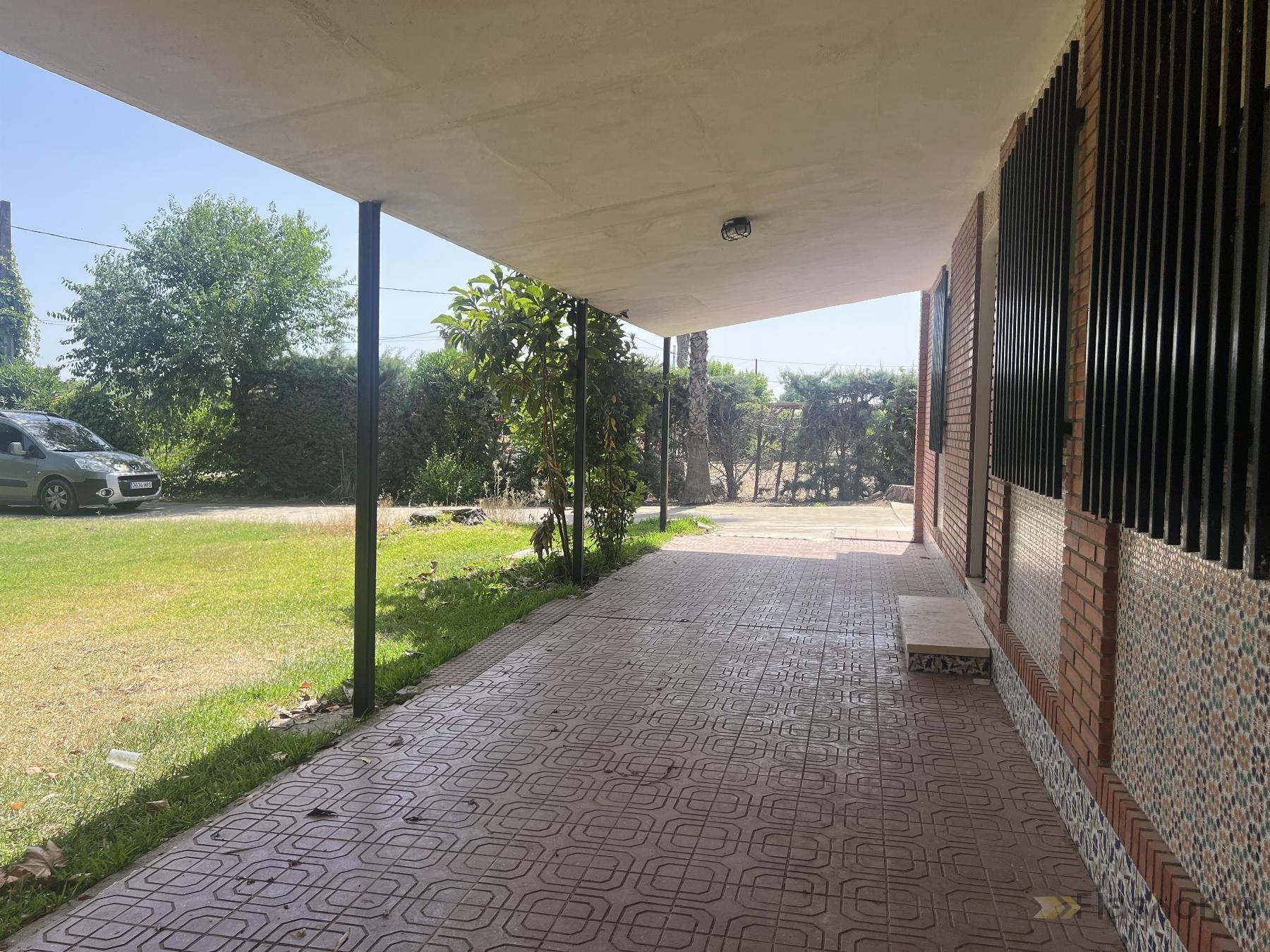 For sale of chalet in Don Benito