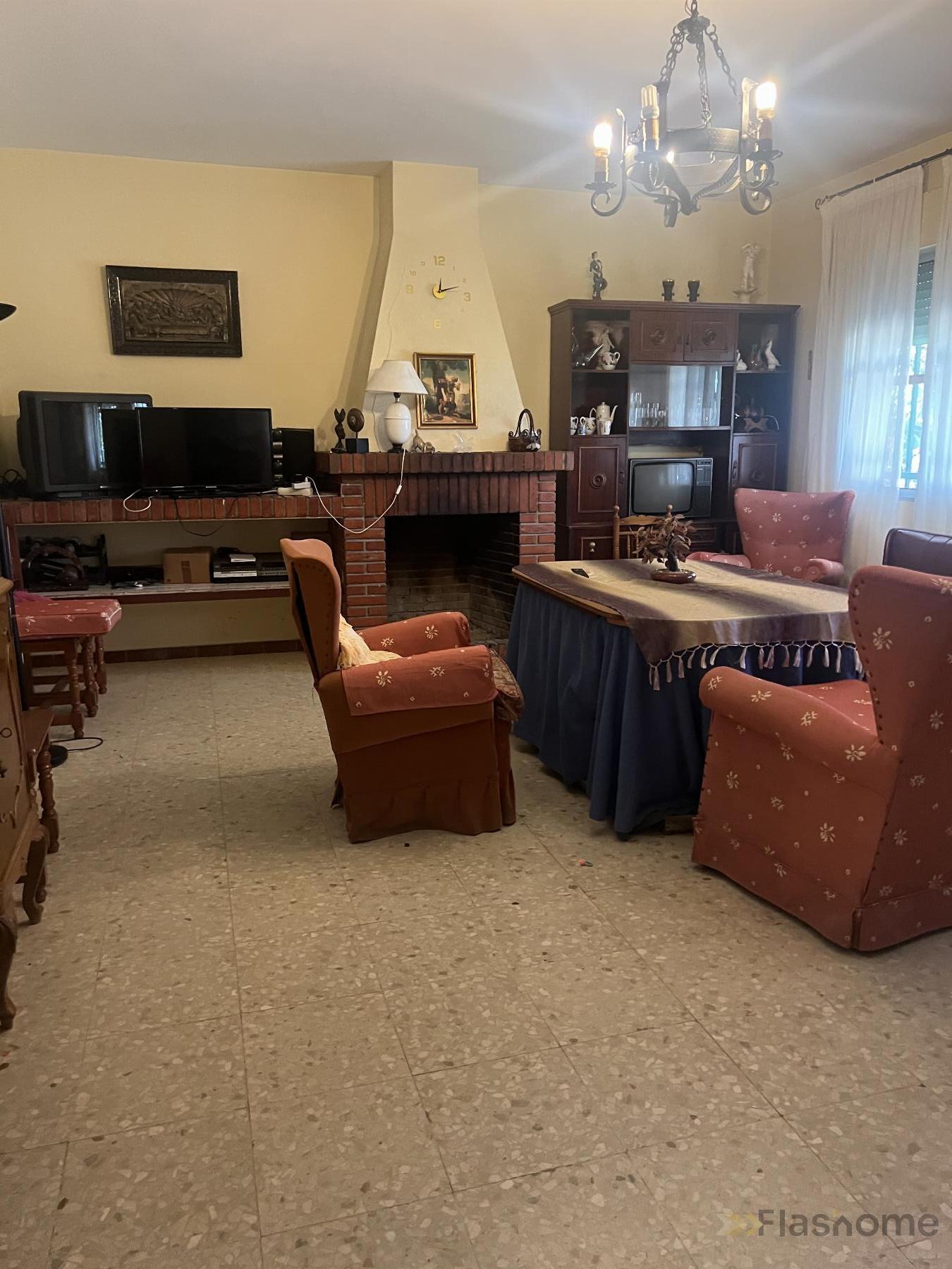 For sale of chalet in Don Benito