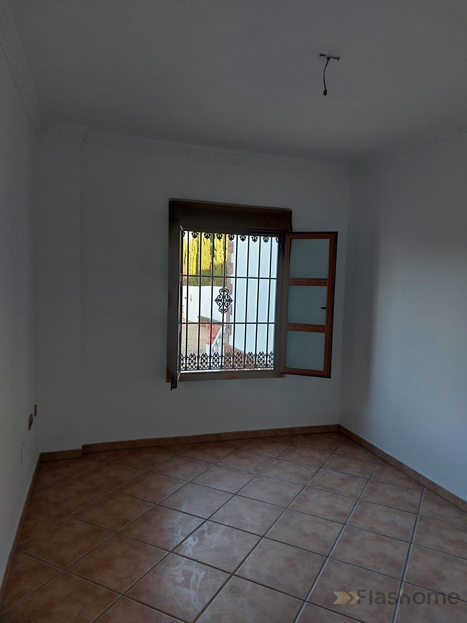 Venta de chalet en Sedella