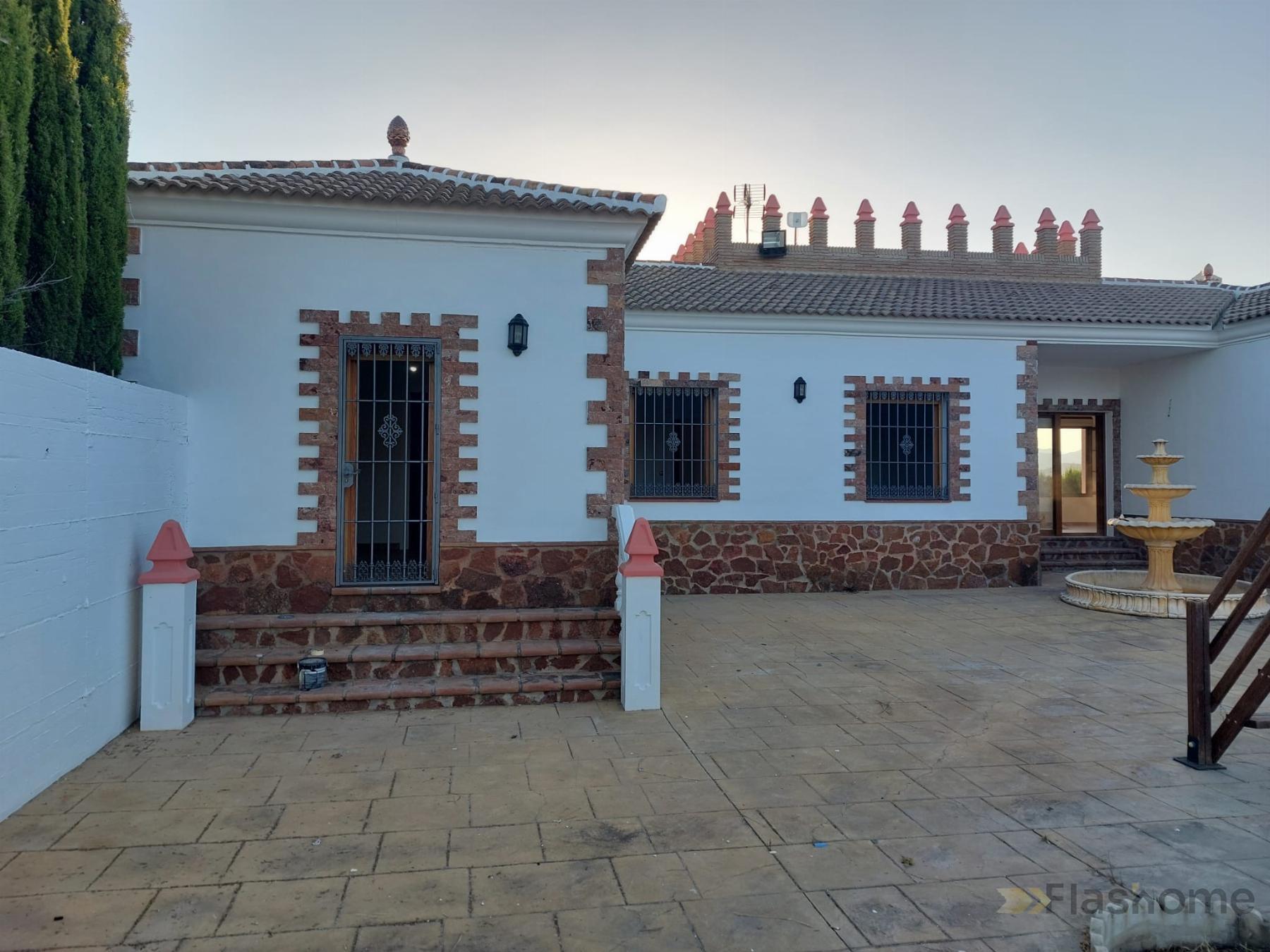 Venta de chalet en Sedella