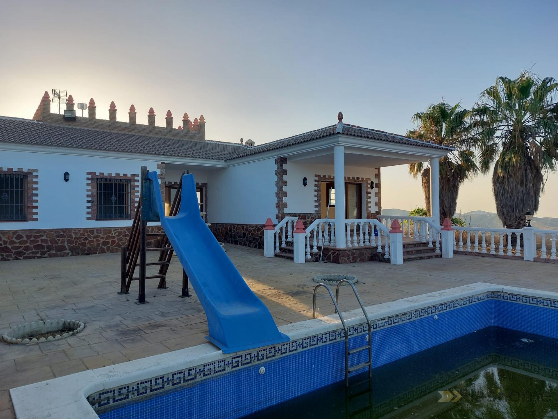 Venta de chalet en Sedella