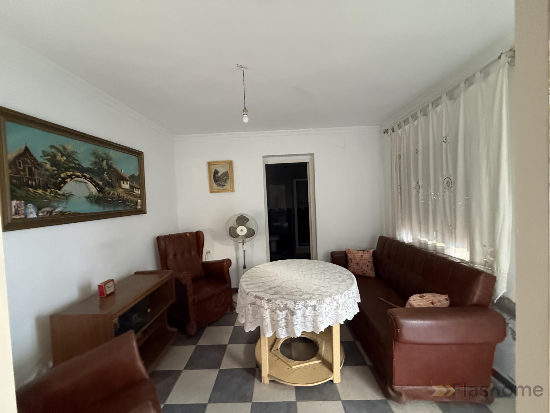 Venta de casa en Guareña