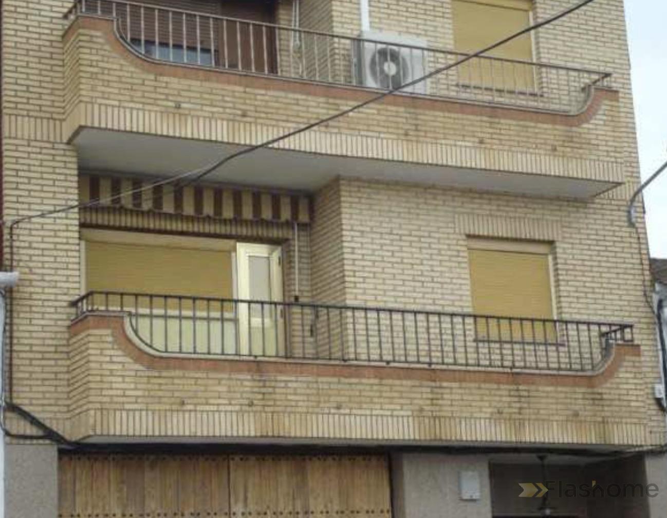 For sale of flat in Majadas