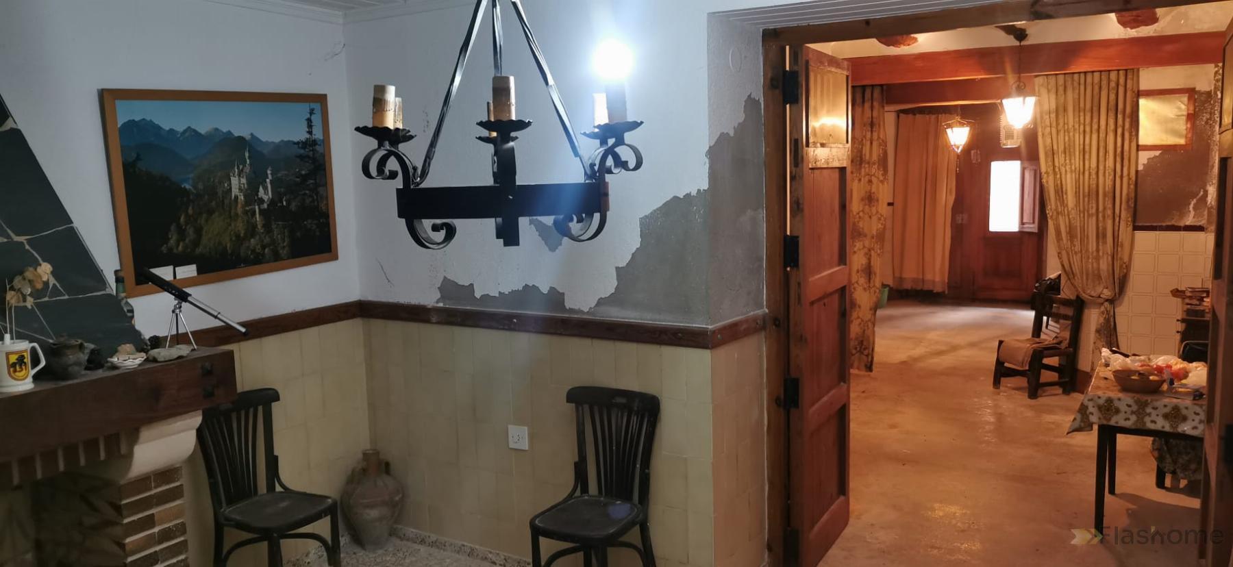 Venta de casa en Ademuz
