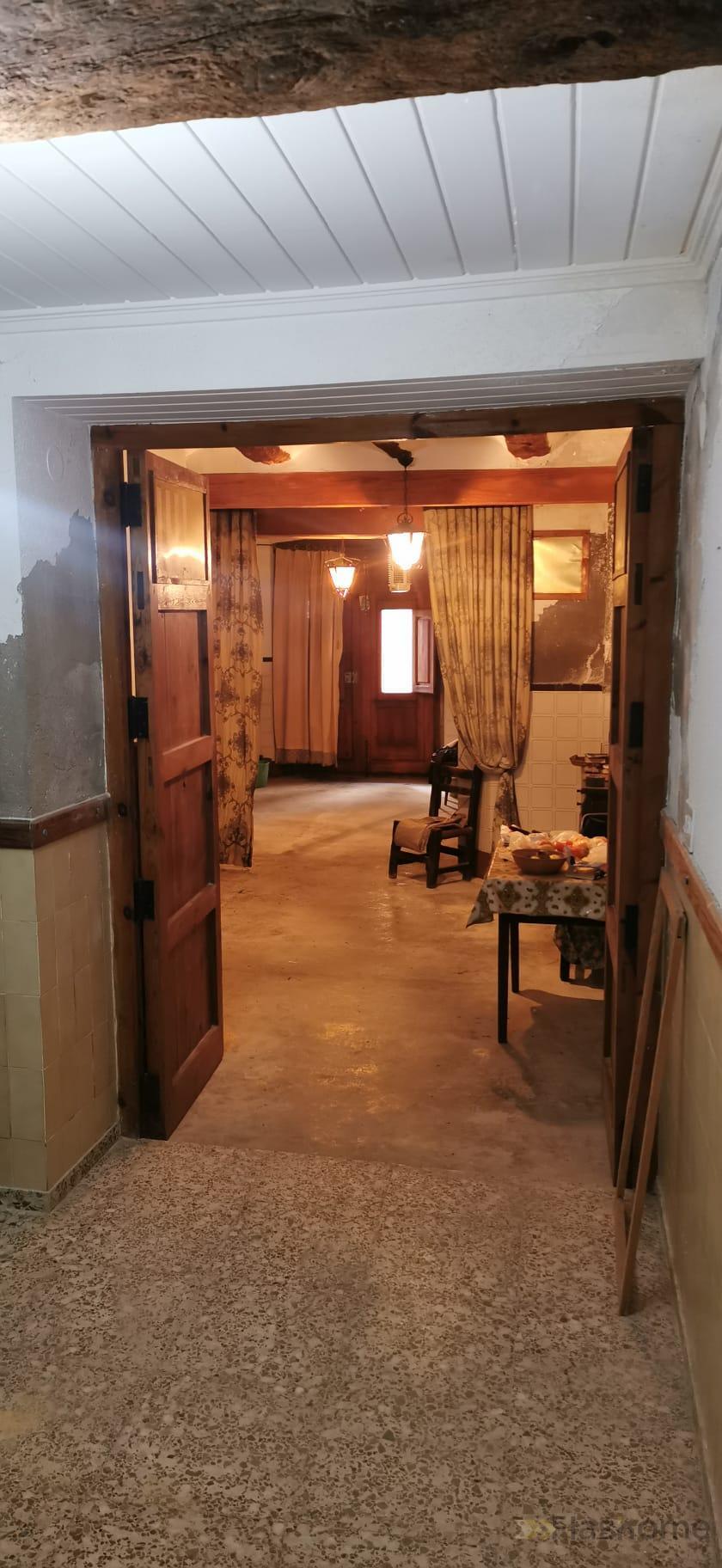 Venta de casa en Ademuz