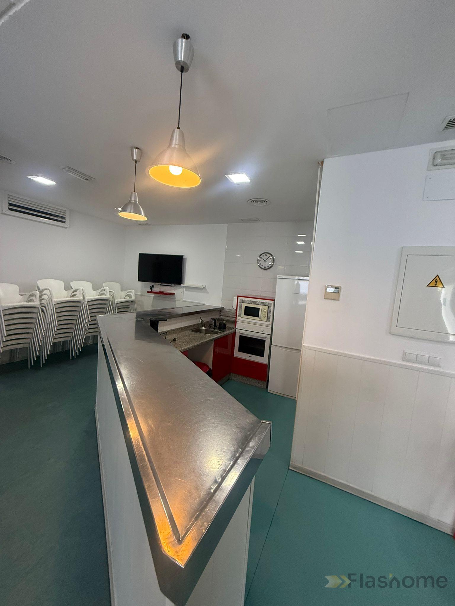 Venta de local en Badajoz