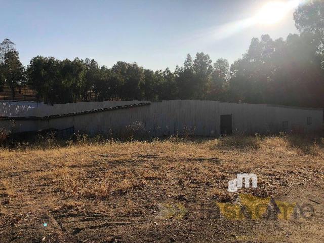 Venta de nave industrial en Orellana la Vieja