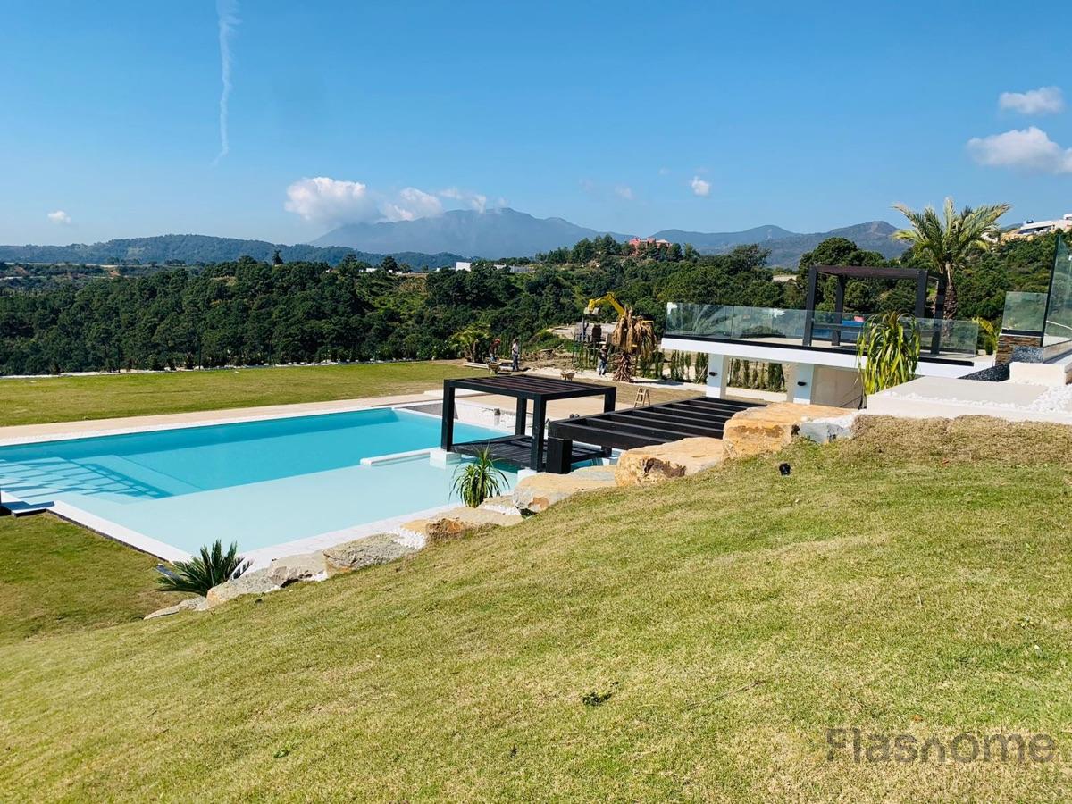 For sale of villa in Benahavís