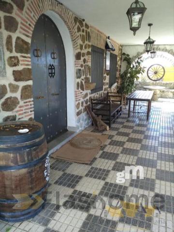 For sale of house in Villanueva de la Serena