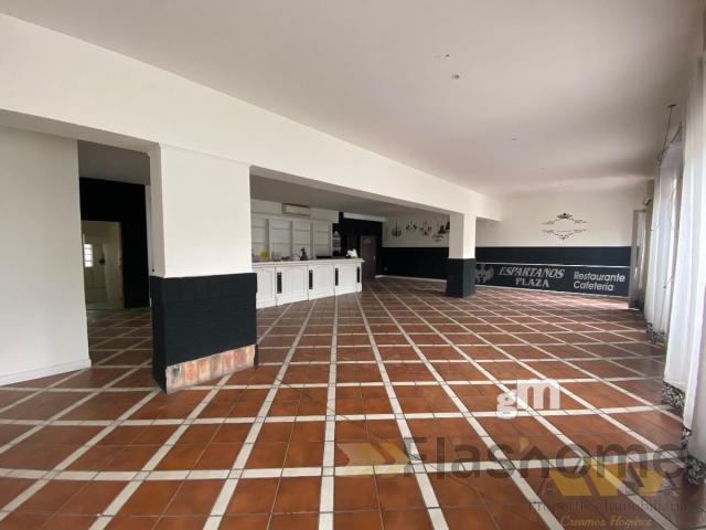 For rent of commercial in Don Benito