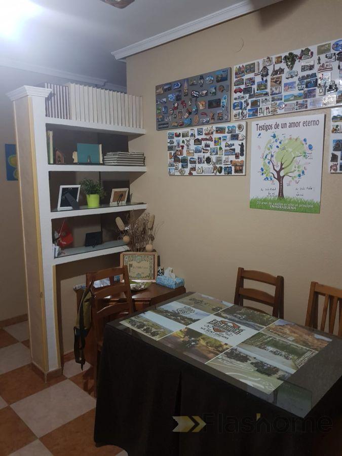 For sale of flat in Arroyo de San Serván