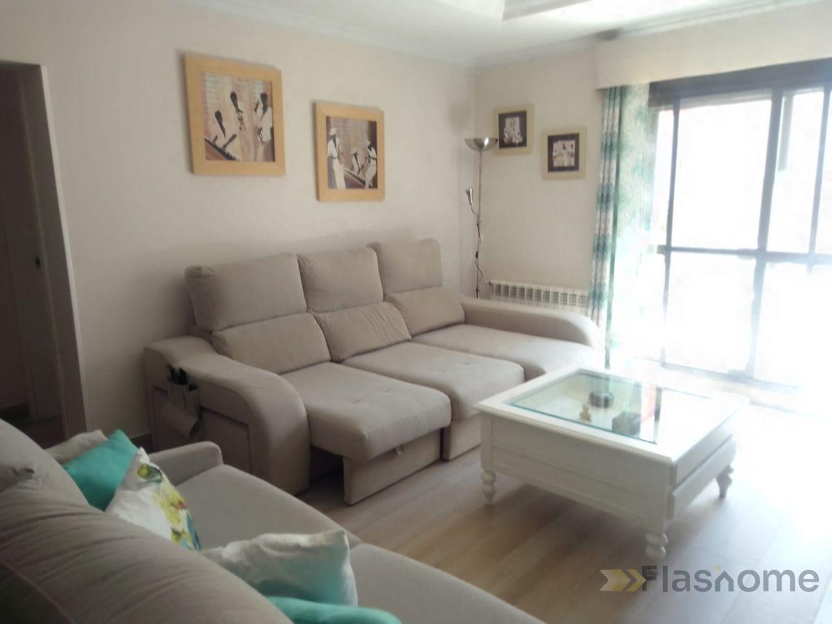 For sale of chalet in Badajoz