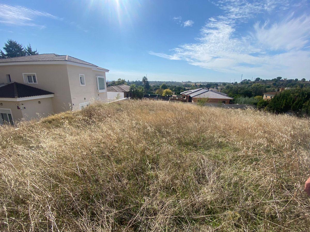 For sale of land in Badajoz