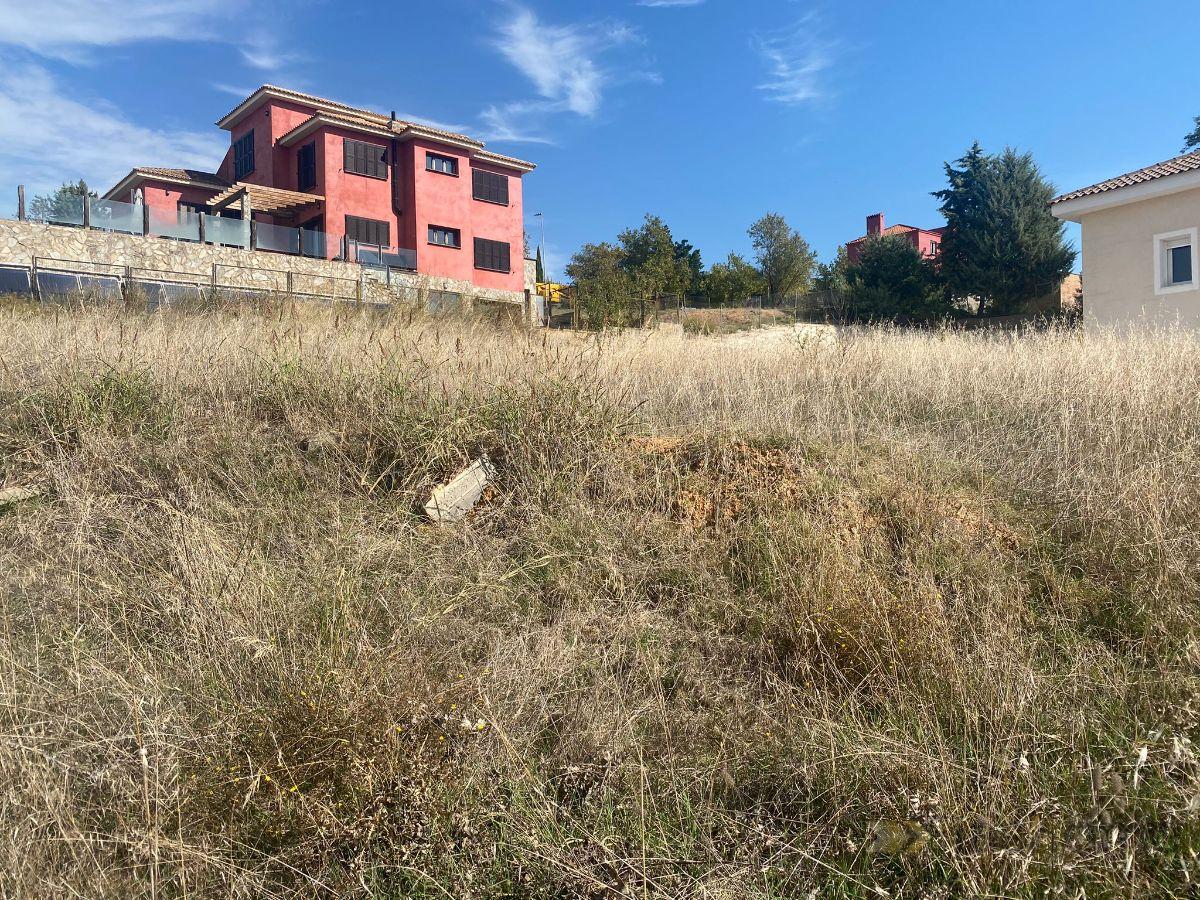 For sale of land in Badajoz