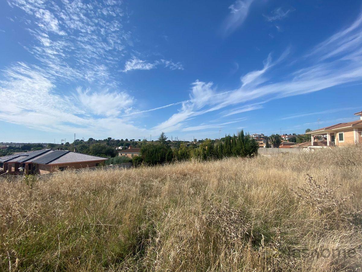 For sale of land in Badajoz
