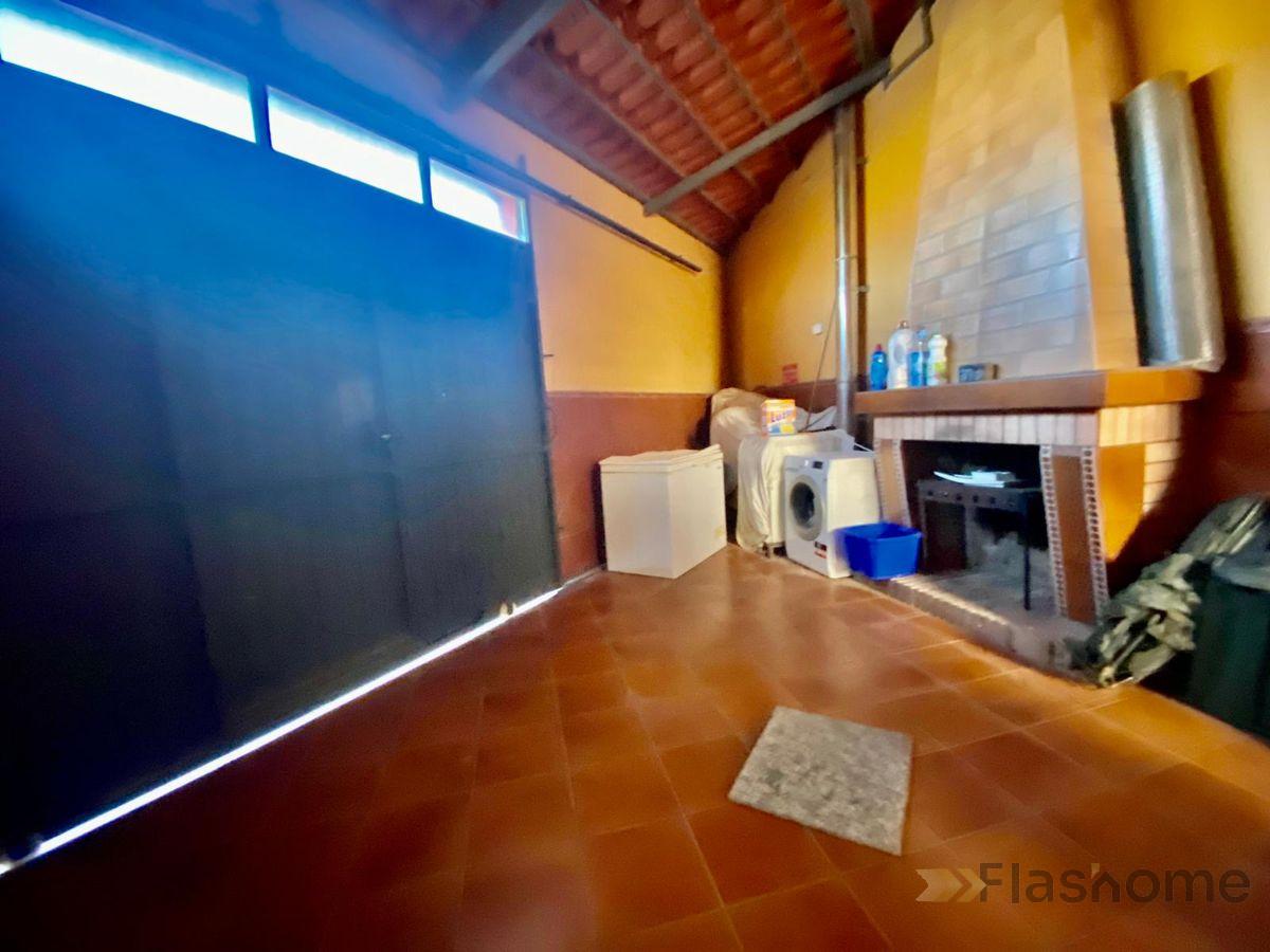 For sale of duplex in Santa Amalia