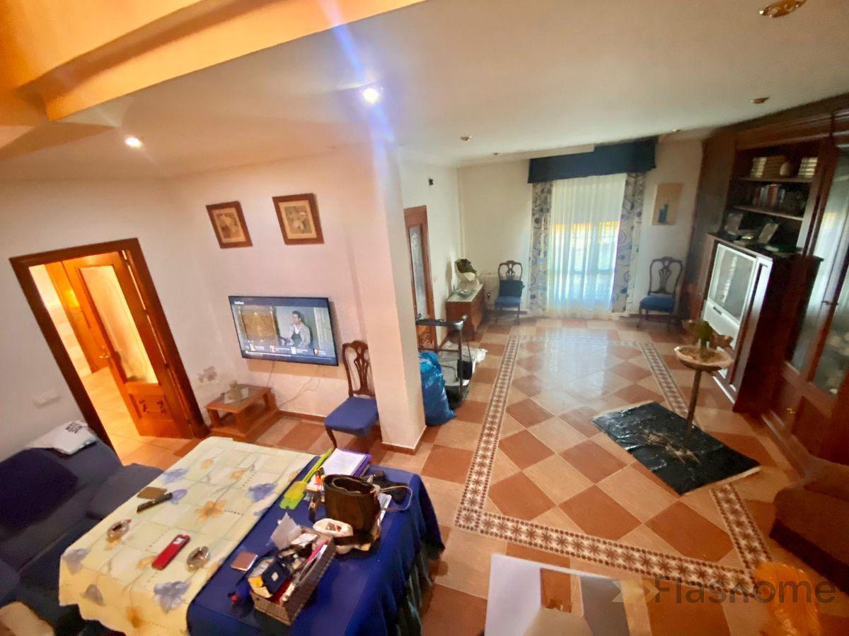 For sale of duplex in Santa Amalia