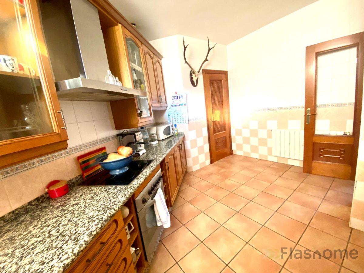 For sale of duplex in Santa Amalia